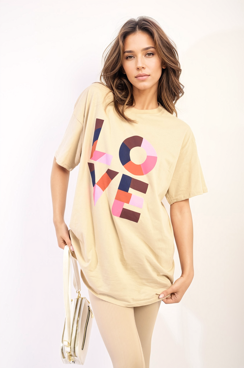 AMANDA Oversized Love Slogan Print Top