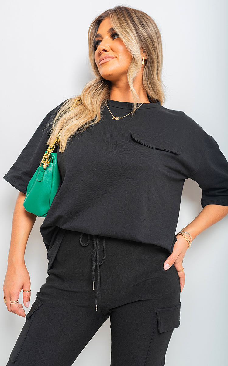 CAMRYN Oversized Cargo T-shirt