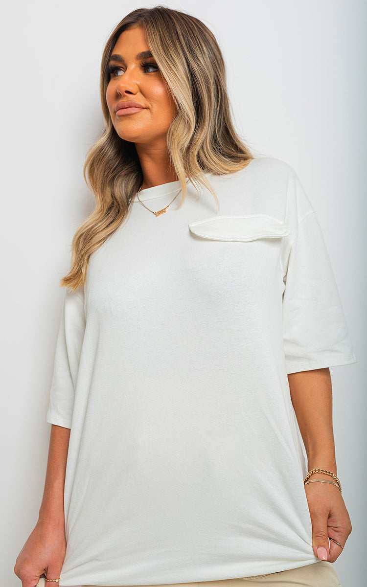 CAMRYN Oversized Cargo T-shirt