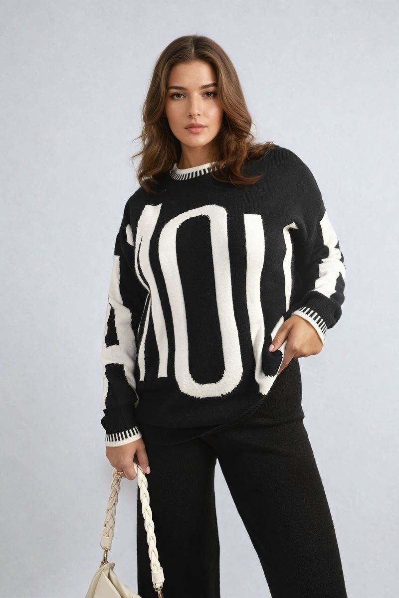 SUSAN Amour Graphic Long Sleeve Knitted Jumper