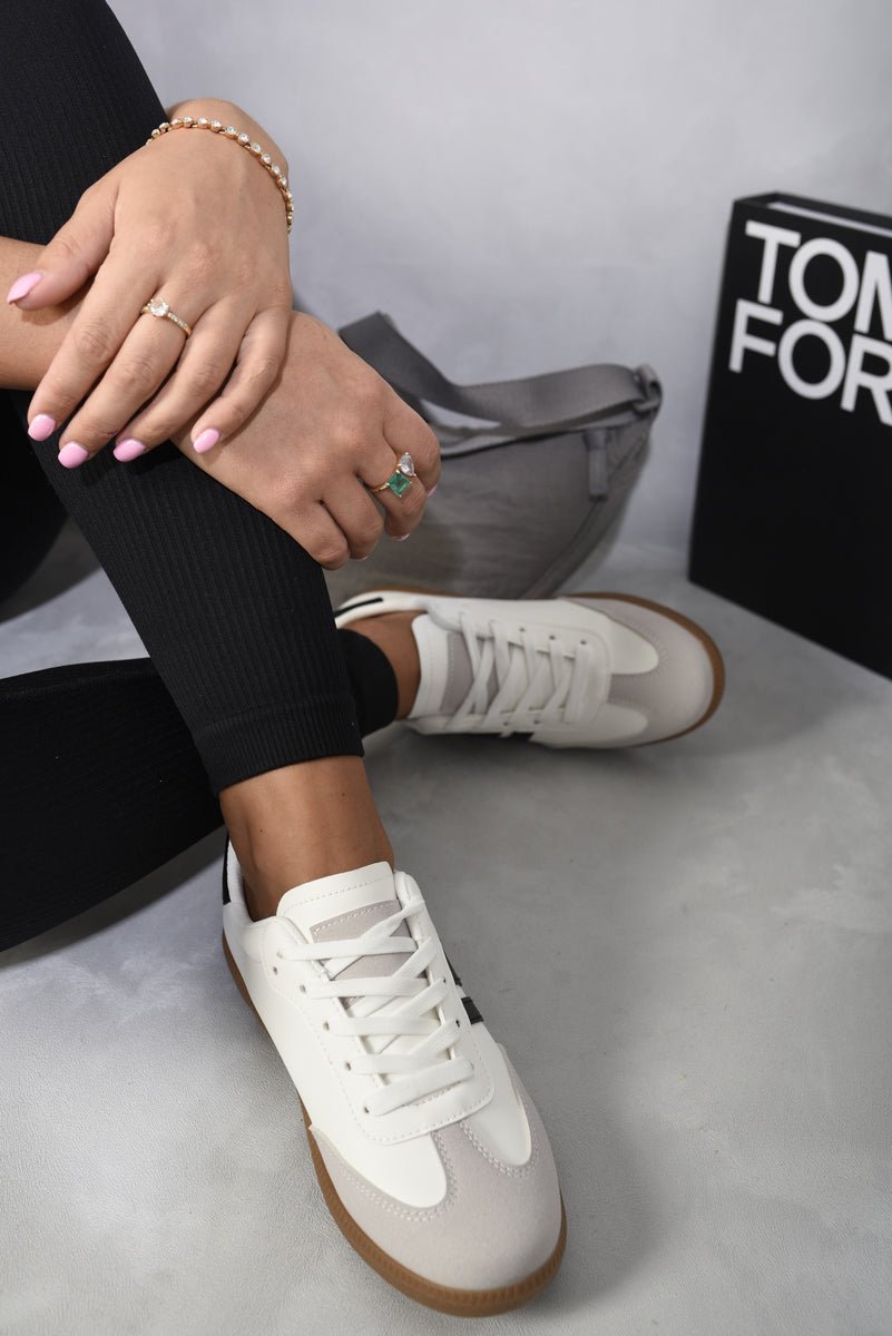 Low Top Lace-Up Trainers - Glamoo -