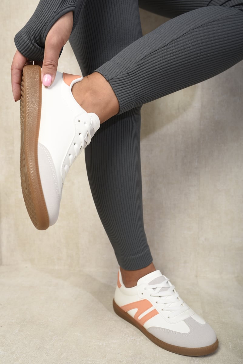 Low Top Lace-Up Trainers - Glamoo -