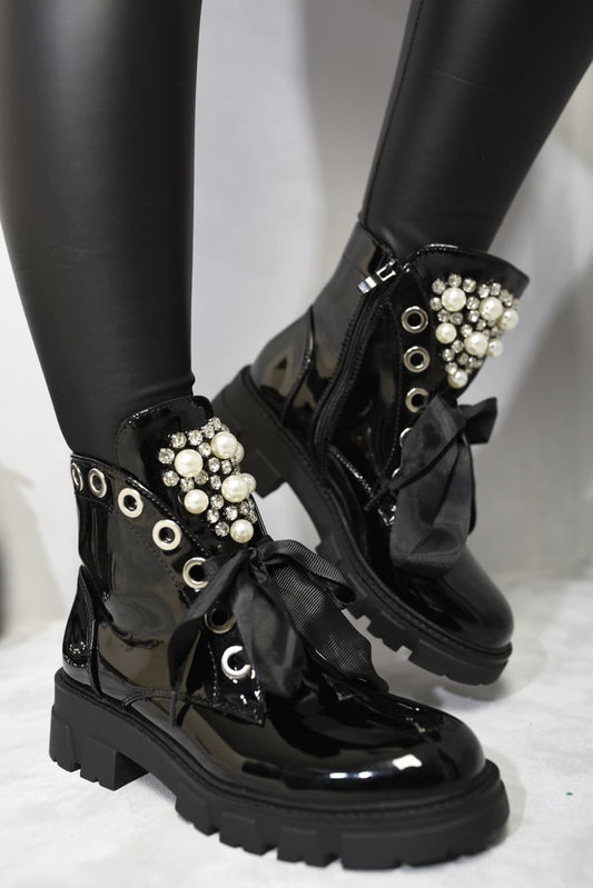 Pearl Rhinestone Lace Up Round Toe Ankle Boots - Glamoo -